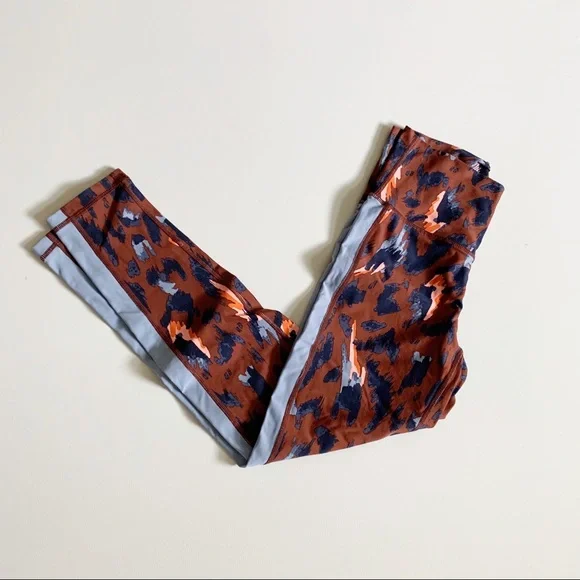 Aerie Chill Play Move Activewear Leggings Leopard Cheetah - Picture 7 of 7